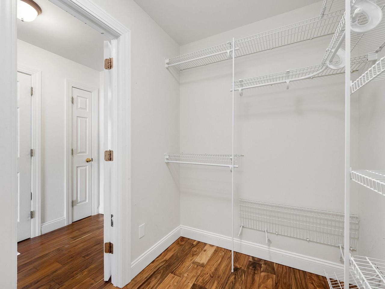 Walk-in Closet
