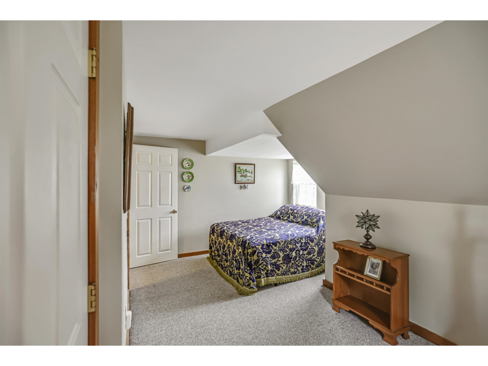 2066 Hinman Settler Road