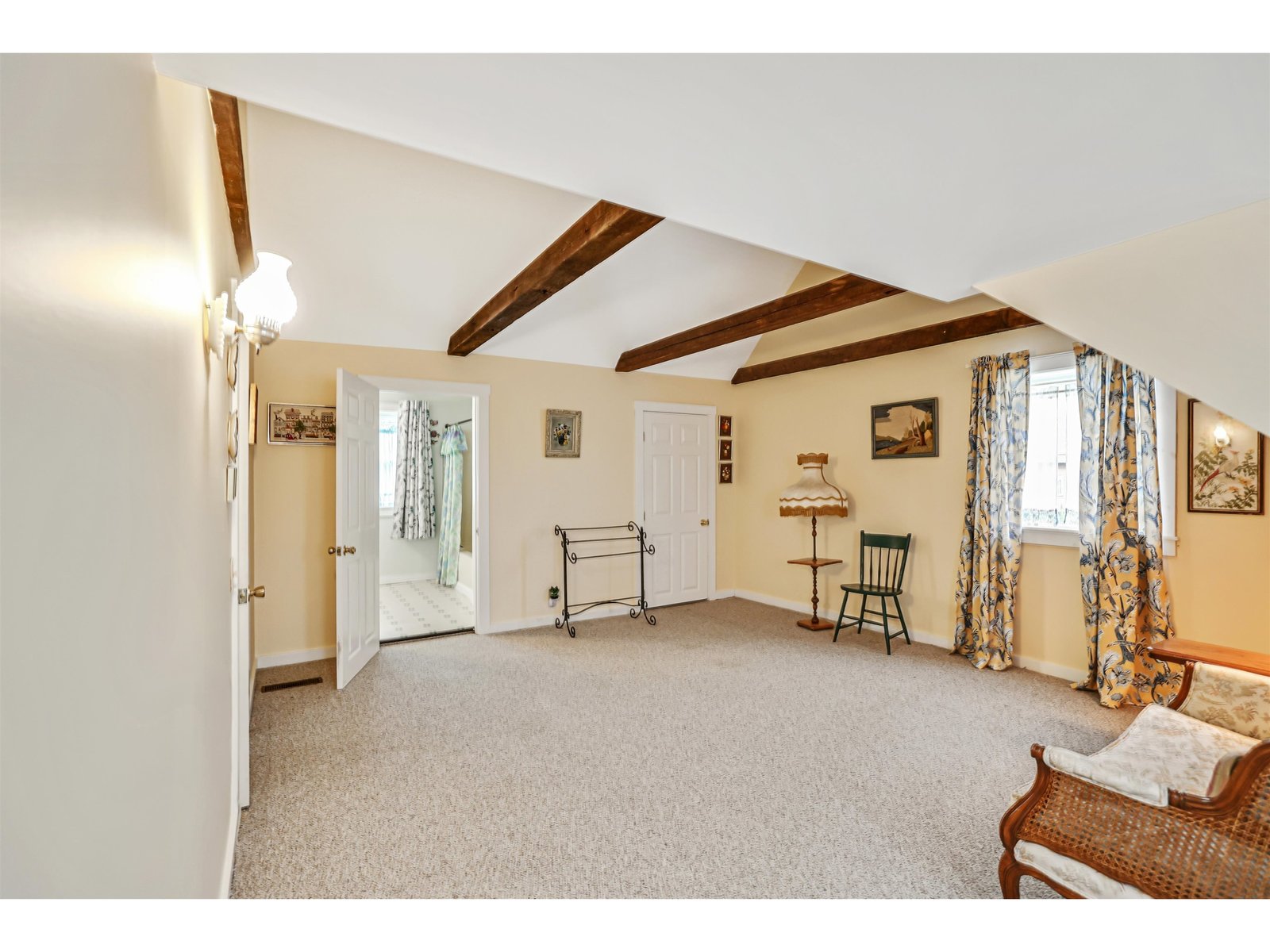 2066 Hinman Settler Road