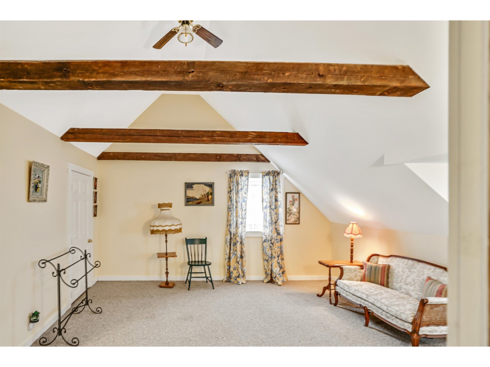 2066 Hinman Settler Road