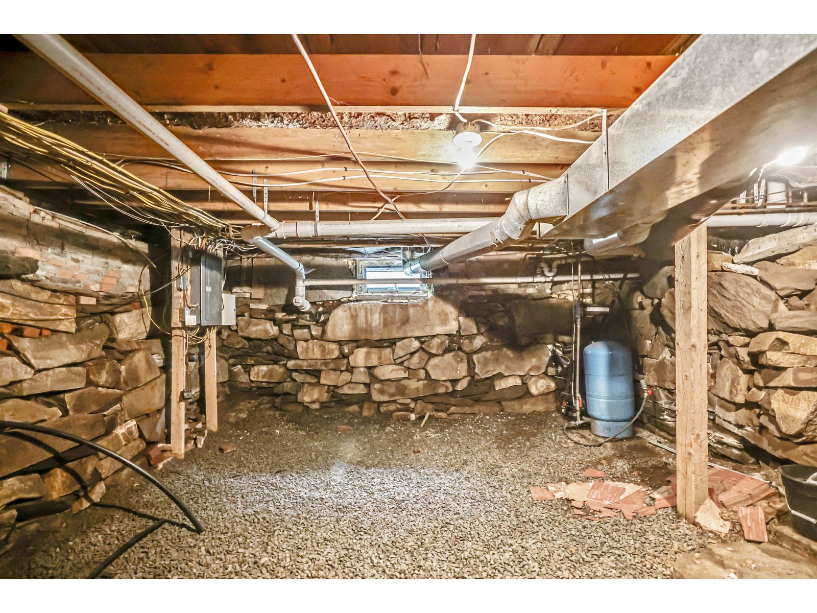 2066 Hinman Settler Road