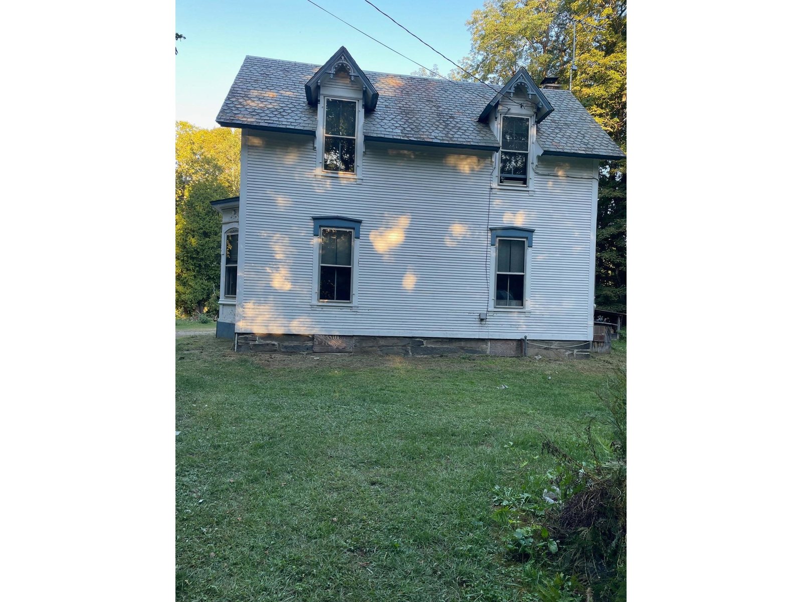 207 River Road