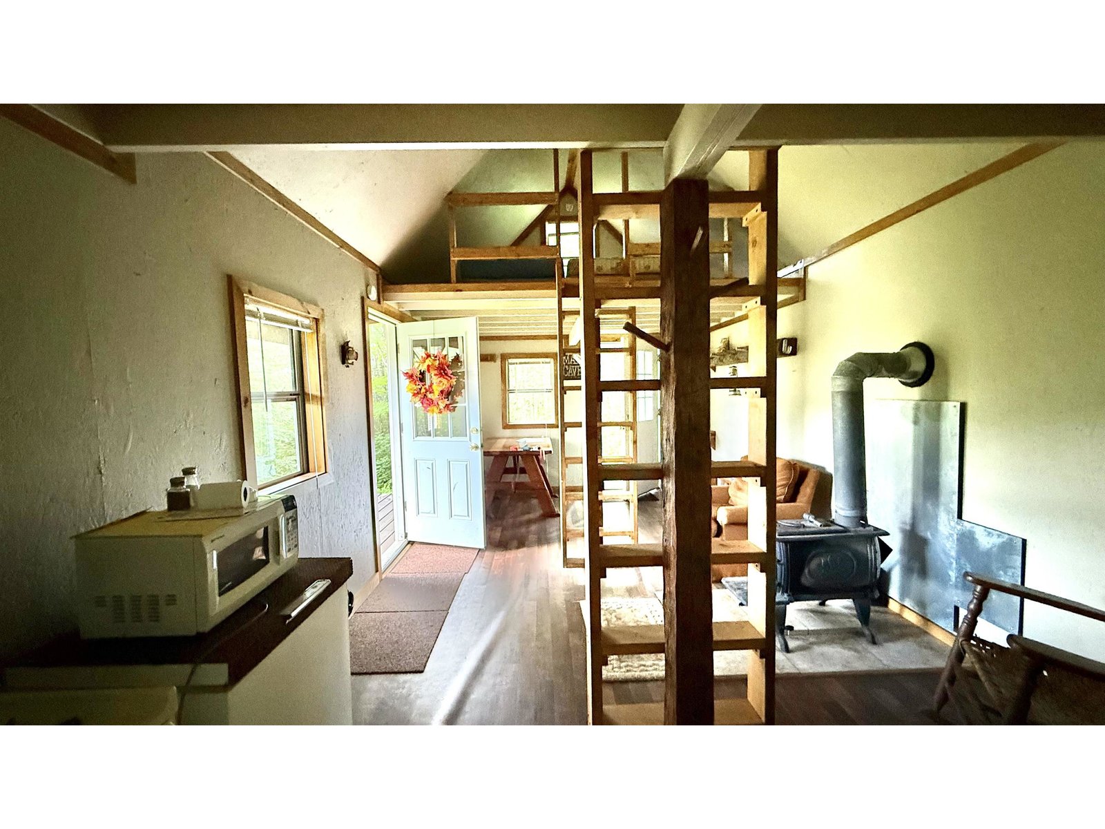 2075 Codding Hollow Road