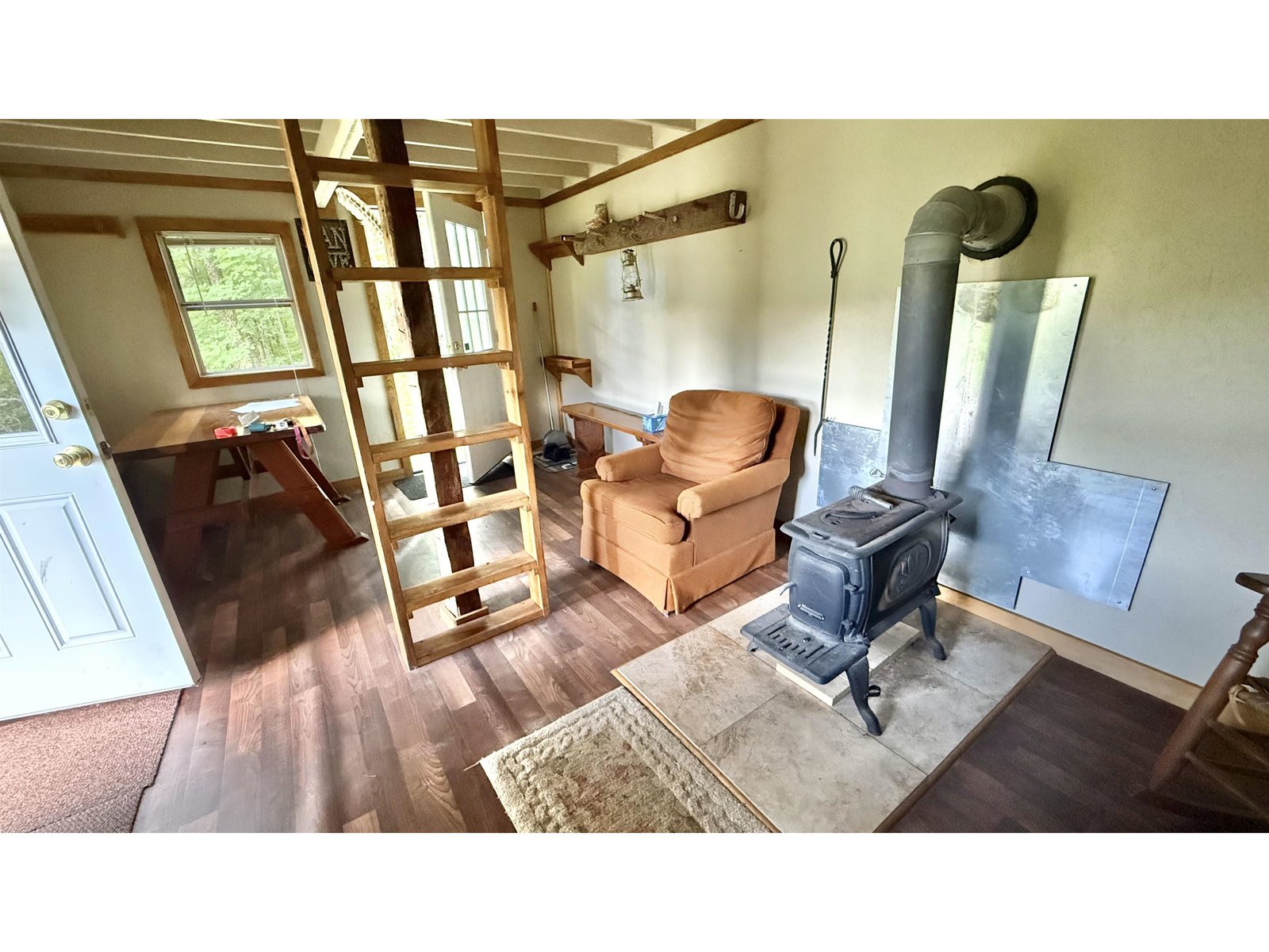 2075 Codding Hollow Road