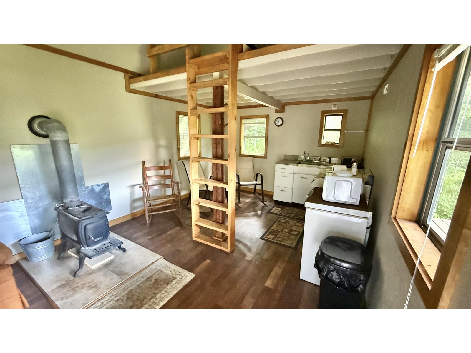 2075 Codding Hollow Road