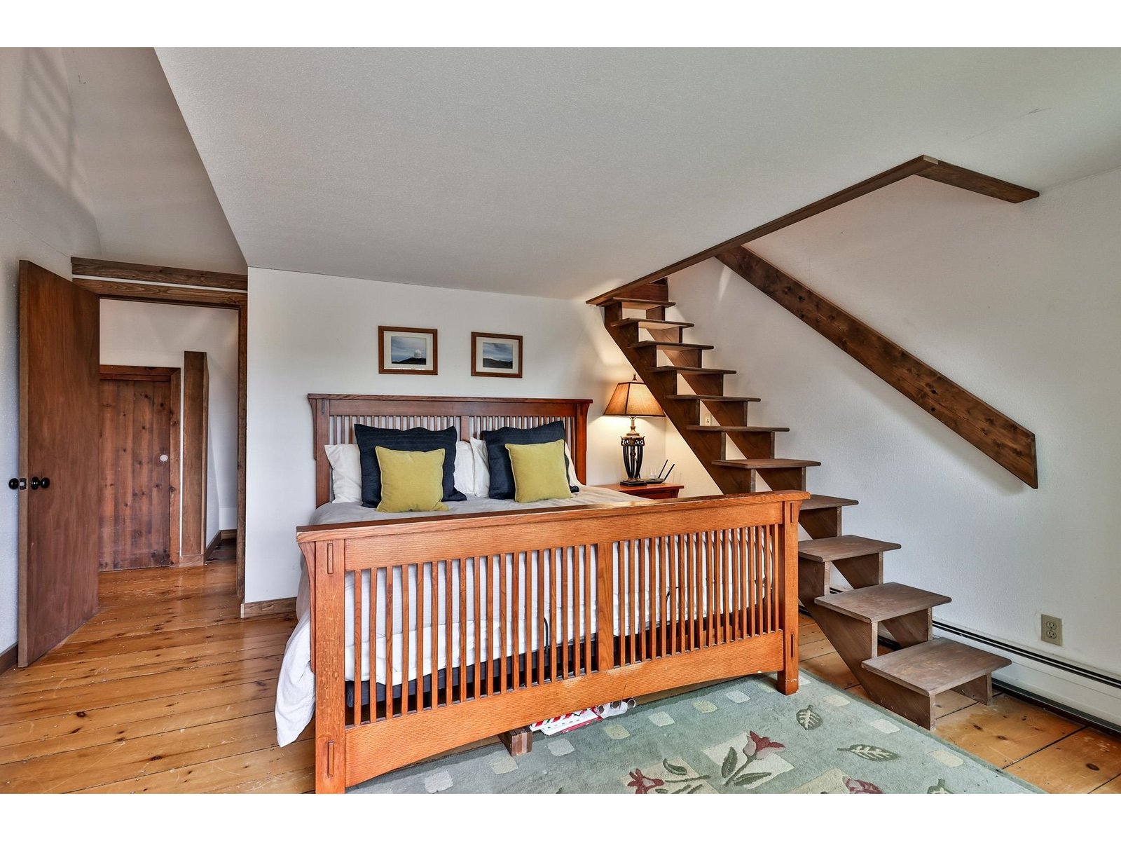 208 Great Hawk Road