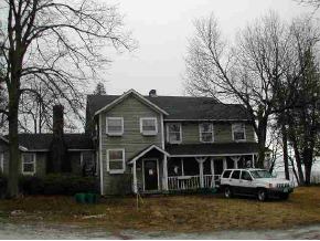 208 Holmes Rd