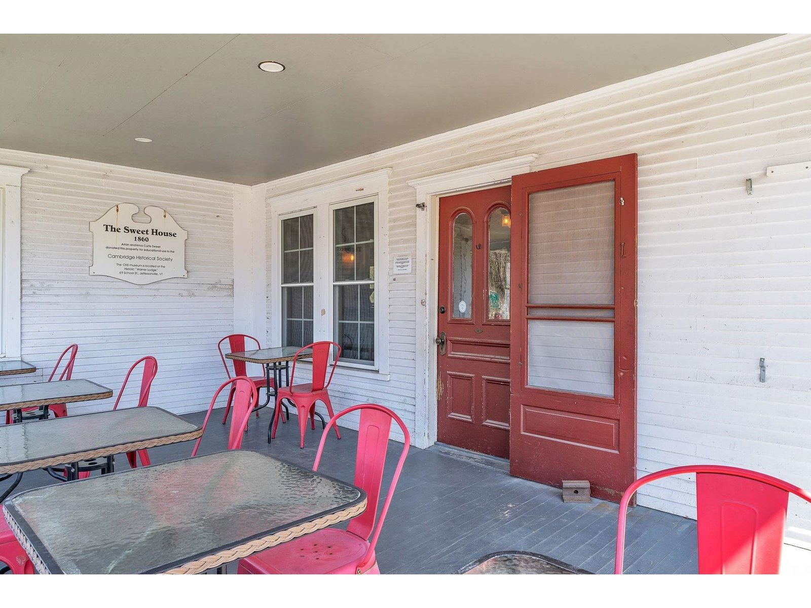 208 Main Street