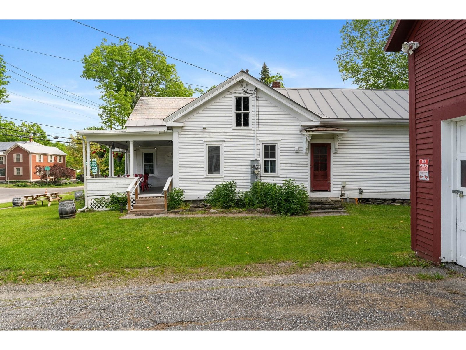 208 Main Street