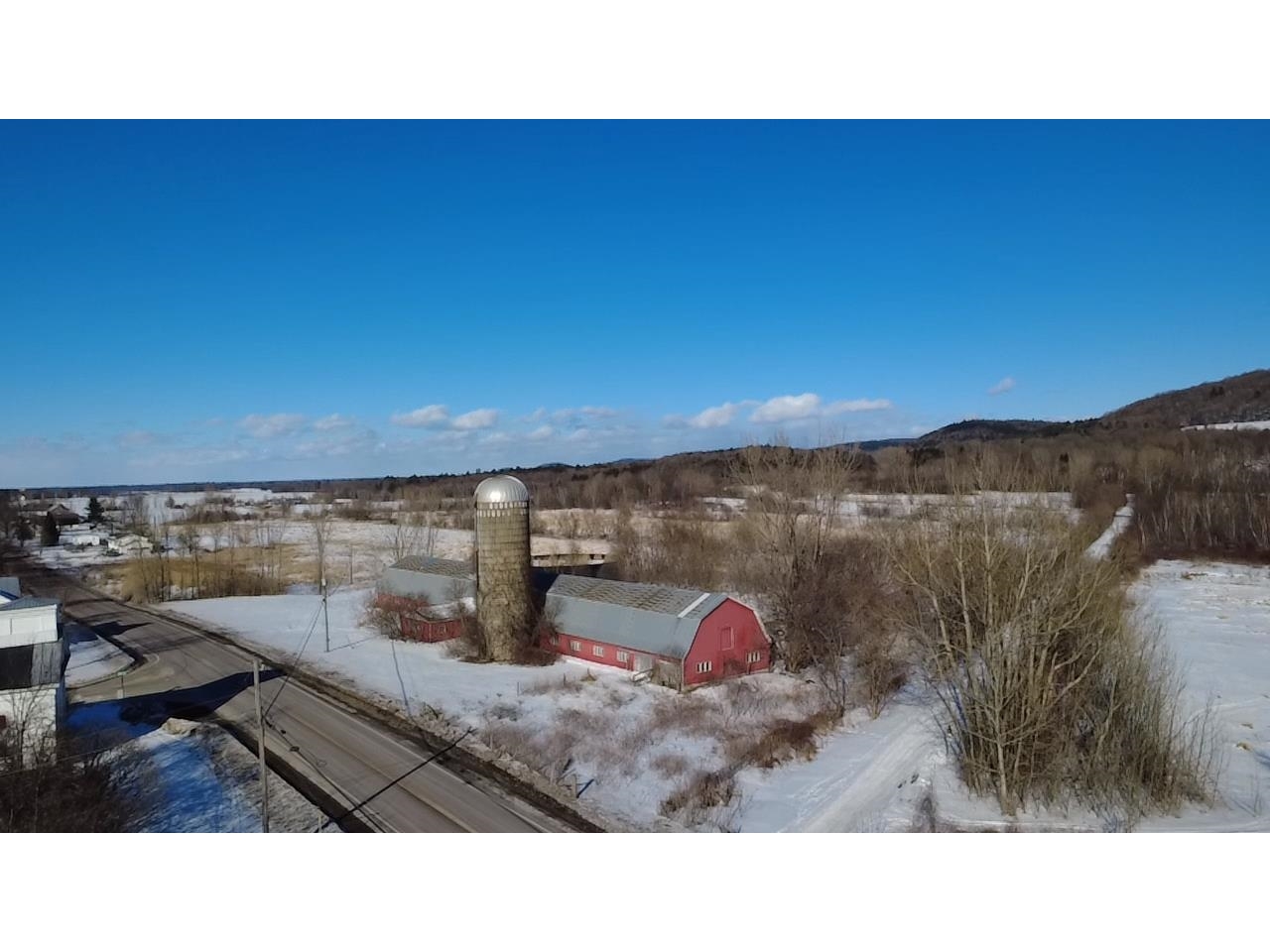 2087 VT Route 105