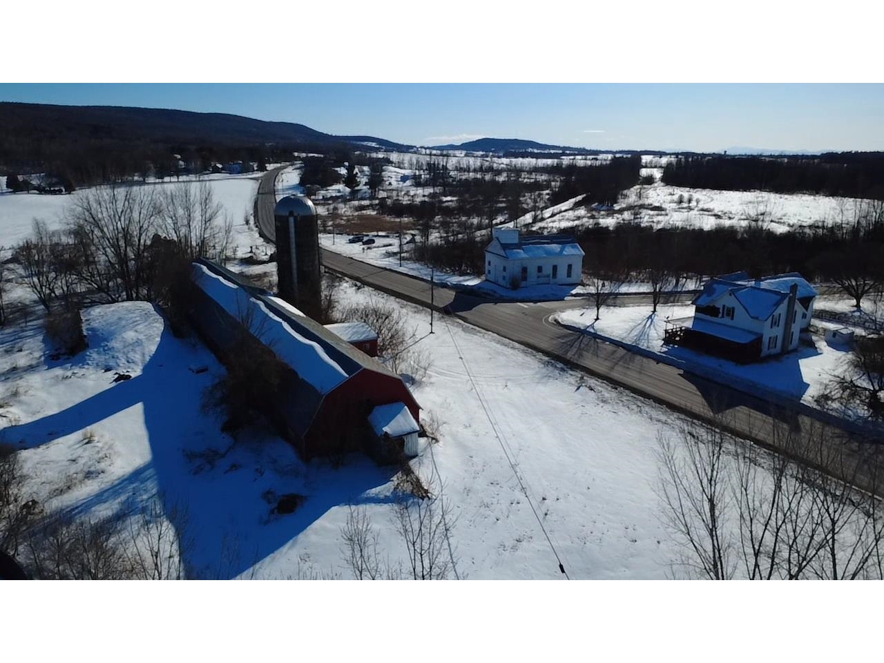2087 VT Route 105