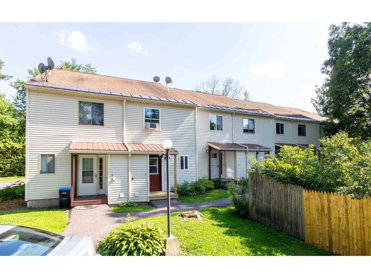209 Pearl Street, Unit 3
