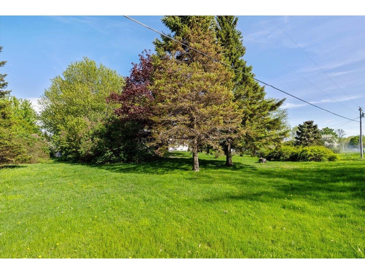 2099 West Shore Road