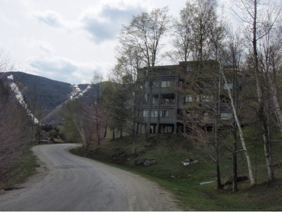 21 25 Trailside Drive, Unit 21