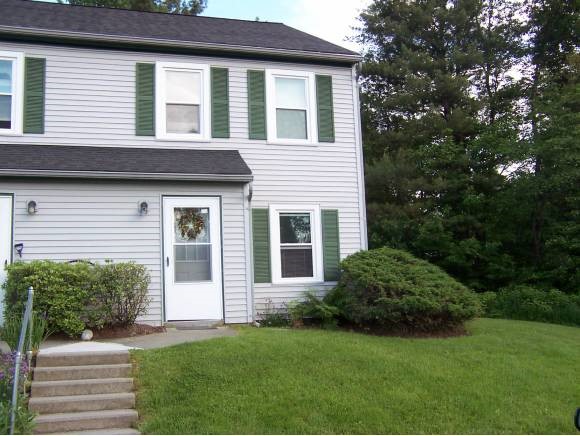 21 35 Brickyard Road, Unit 21