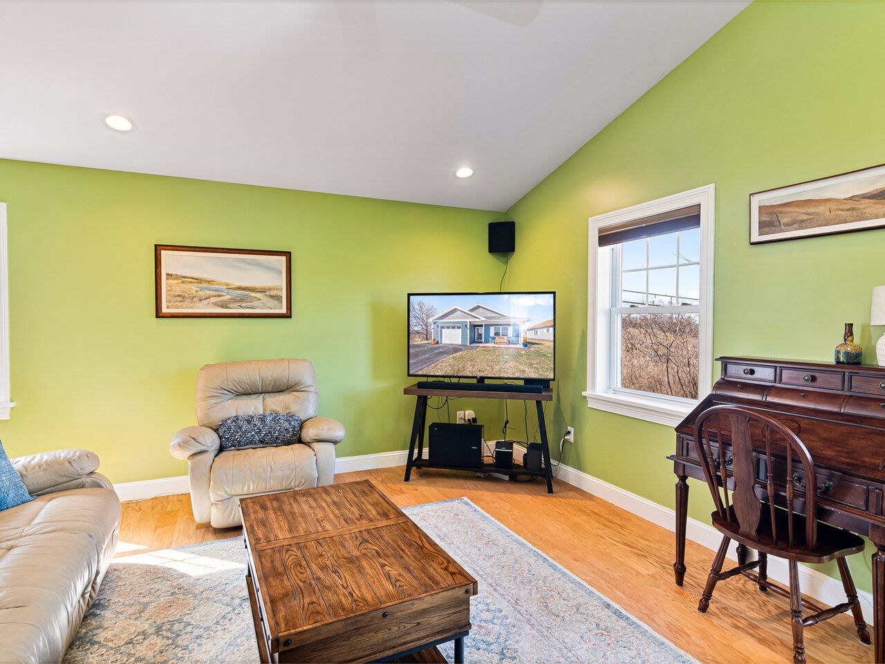 21 Dewey Drive