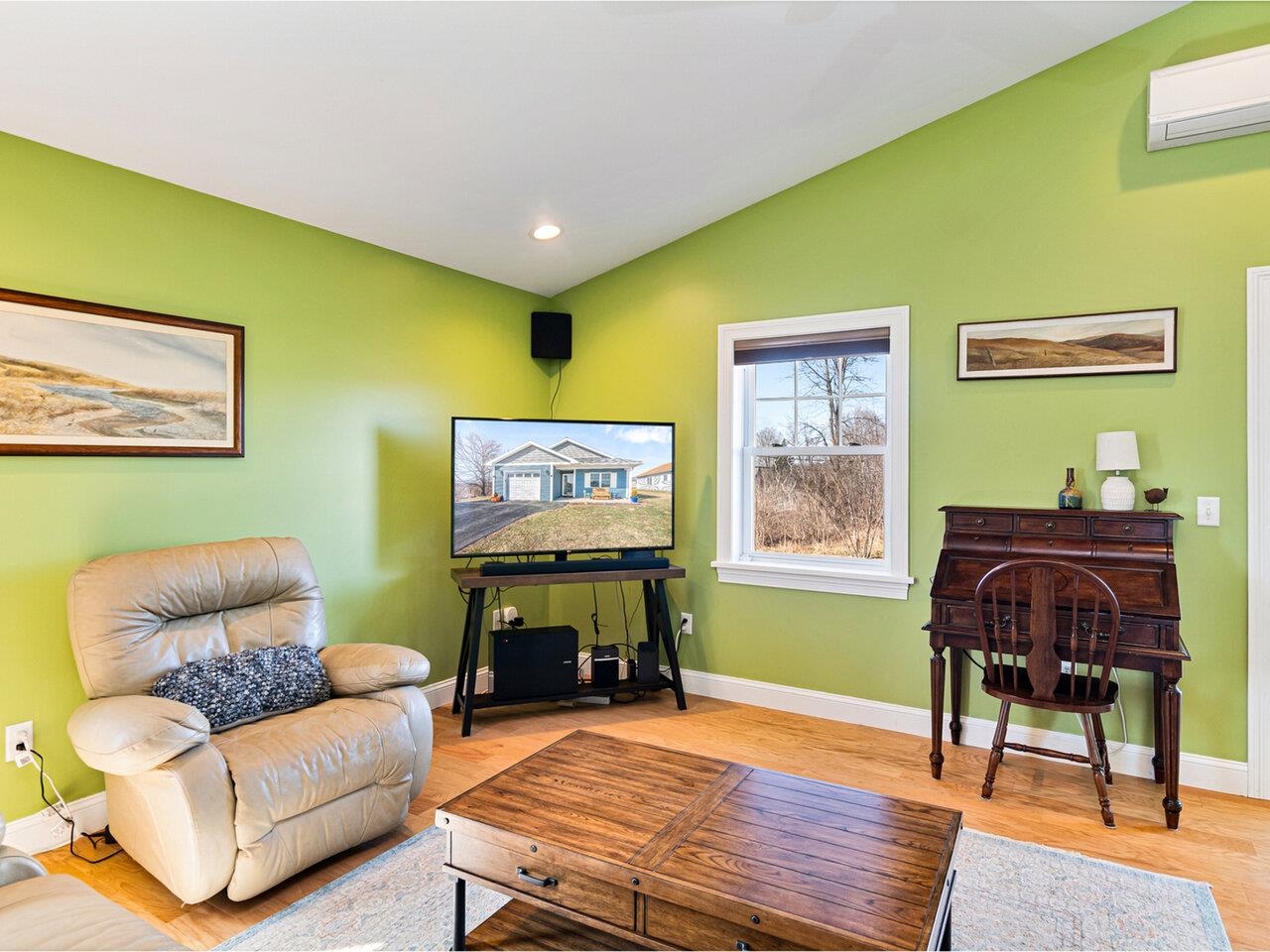 21 Dewey Drive