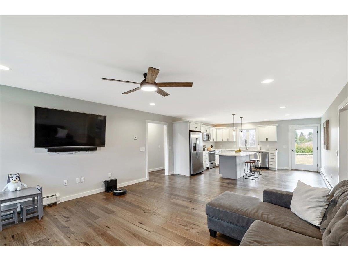 21 Dubuque Drive