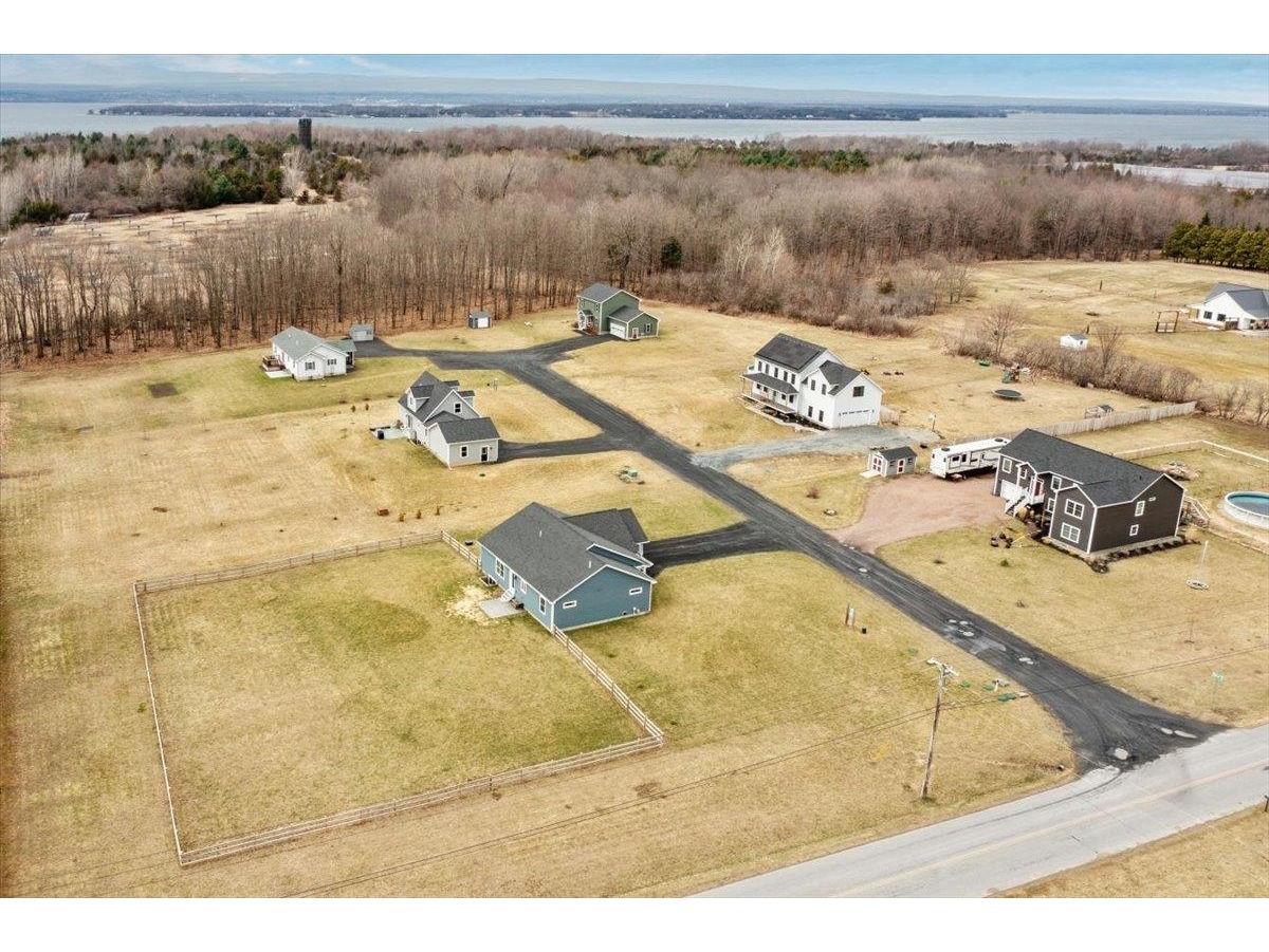 21 Dubuque Drive