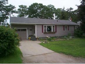 21 Hiawatha Ave
