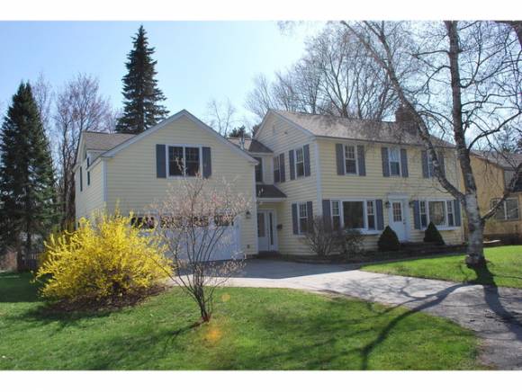 21 Lindenwood Drive