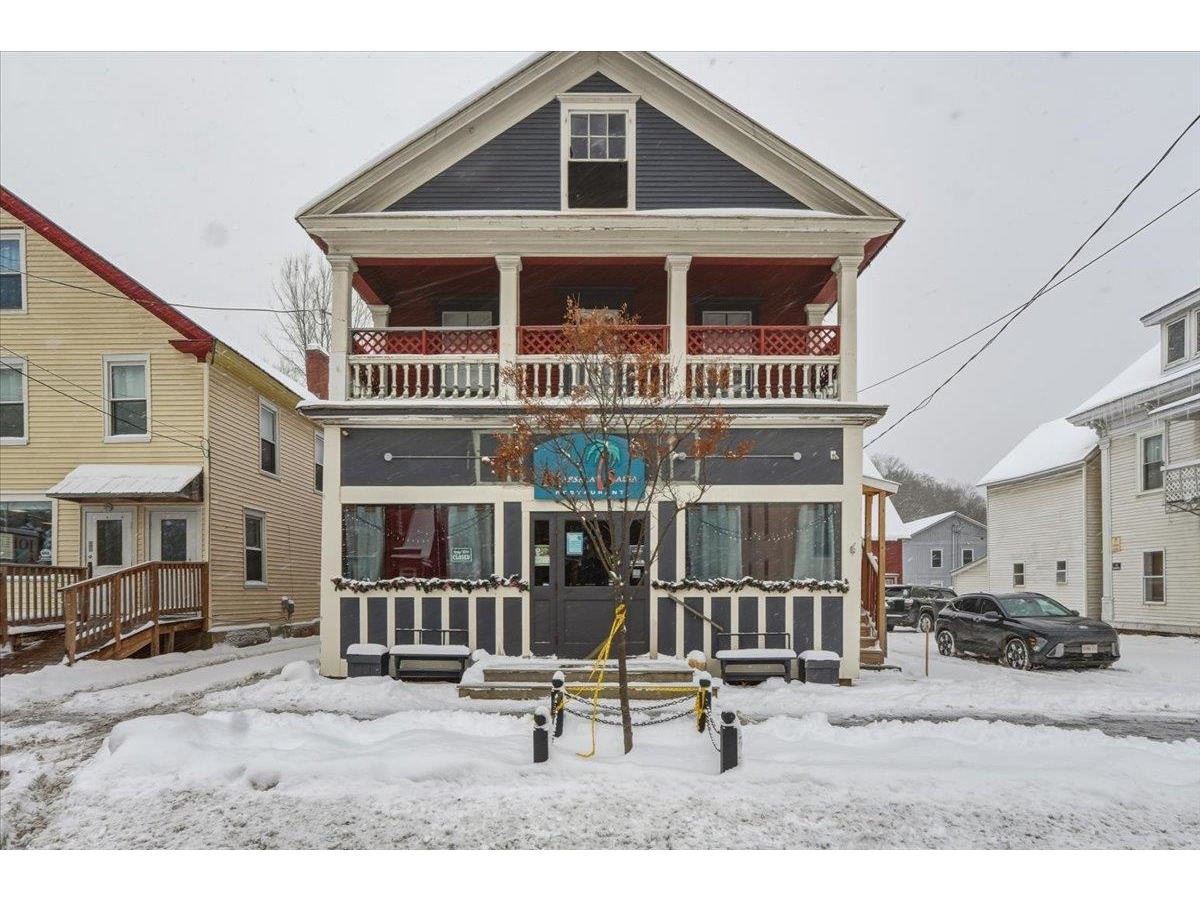 21 Lower Main Street W