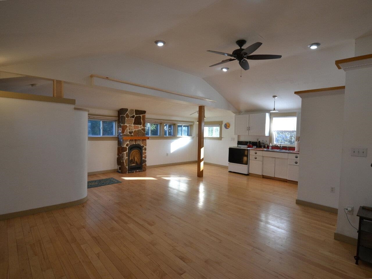 21 Meadow Road