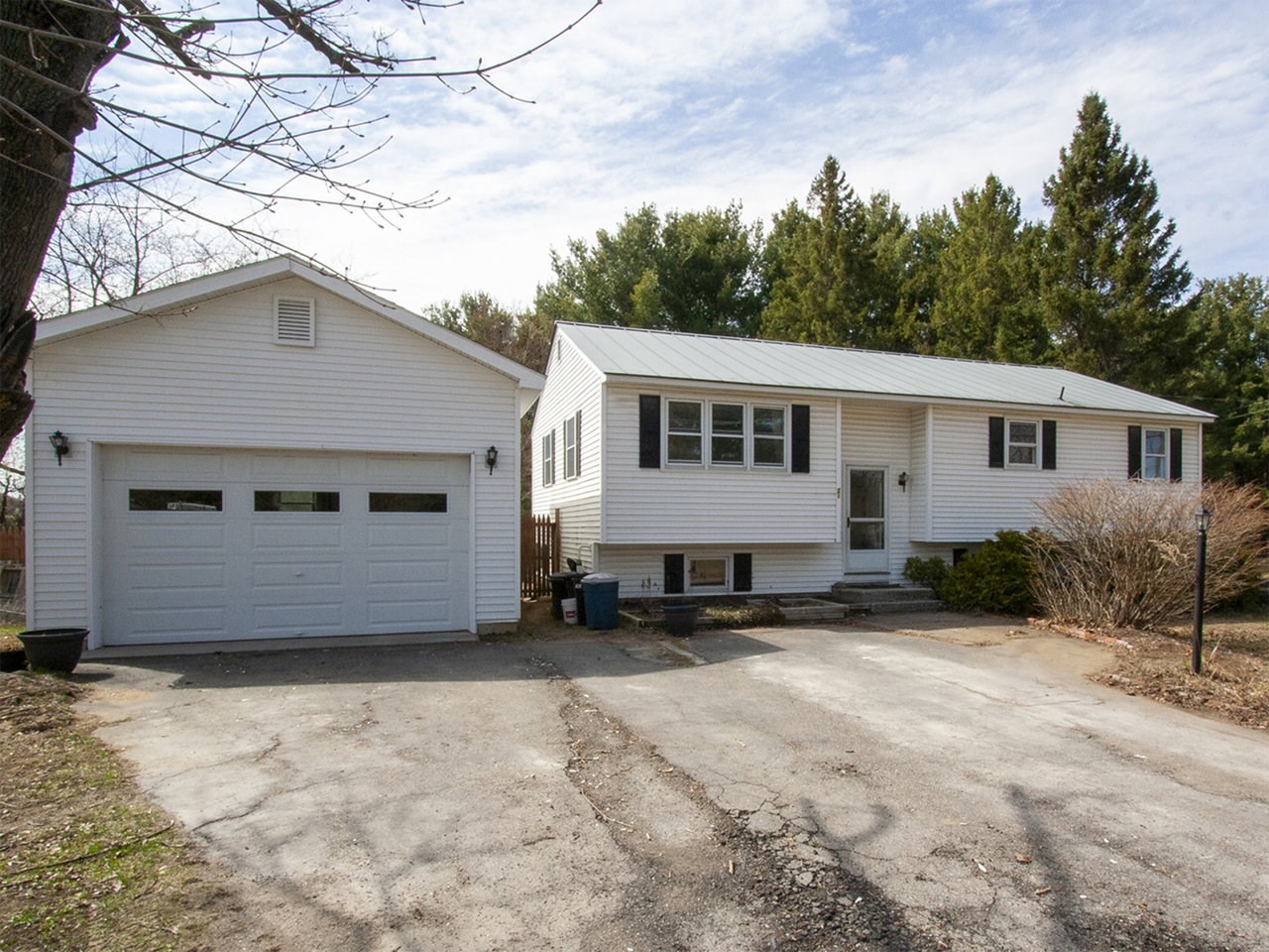 21 Middle Road