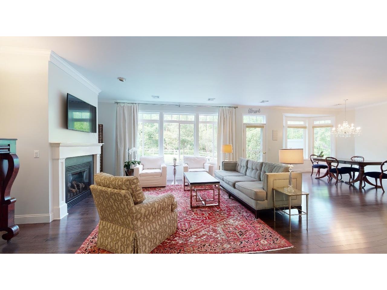 21 Mockingbird Lane