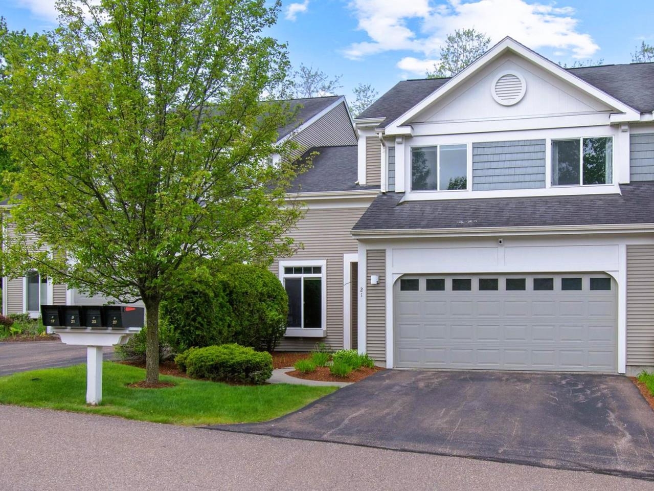 21 Mockingbird Lane