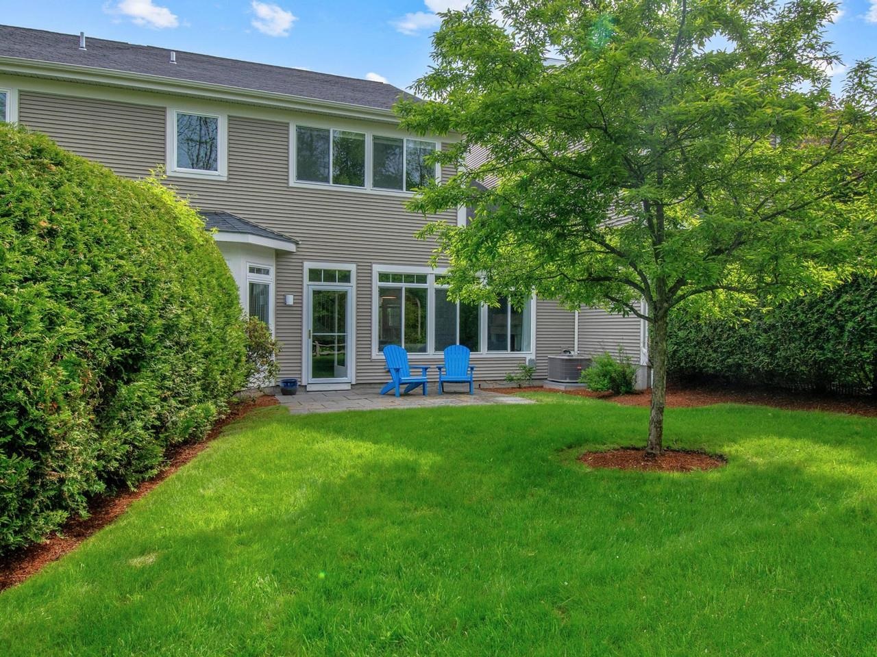 21 Mockingbird Lane