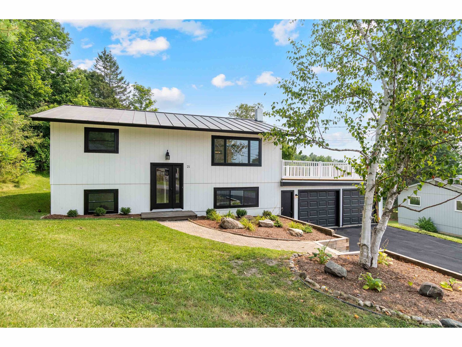 21 Moonlight Drive