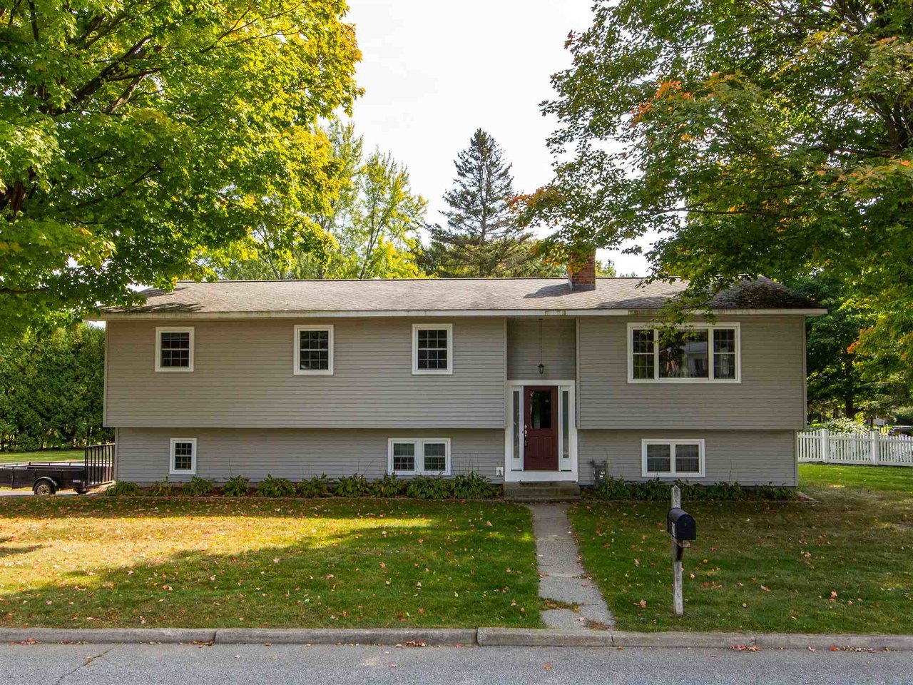 21 Mountain View Boulevard