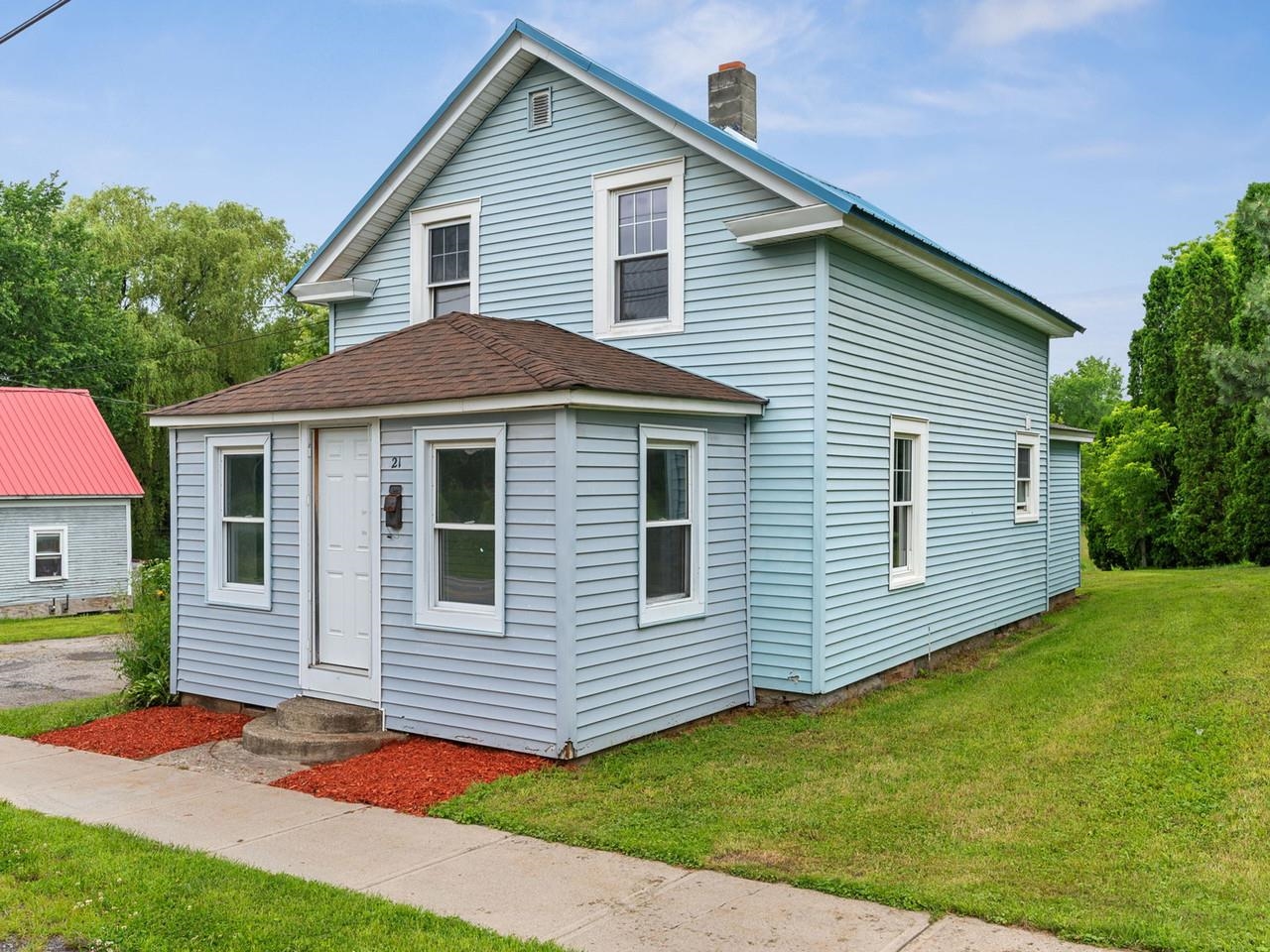 21 New Haven Road