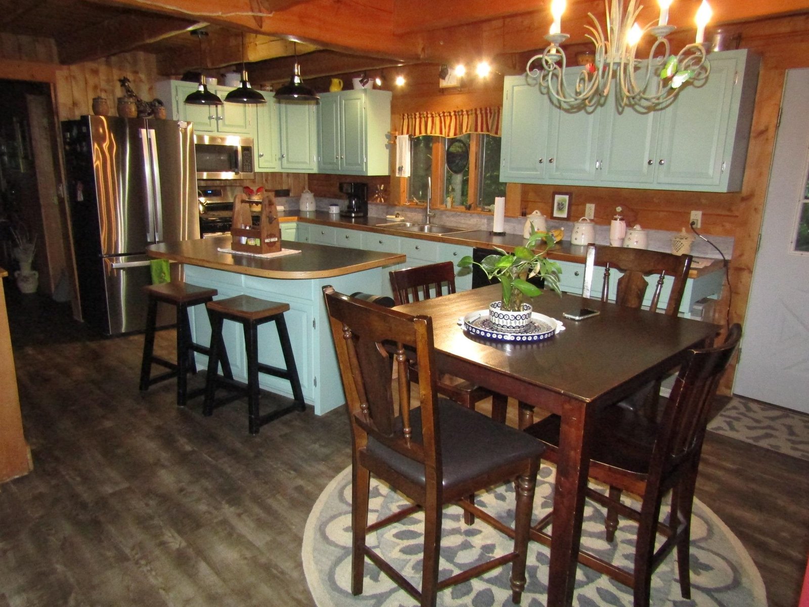 21 Pine Grove Lane