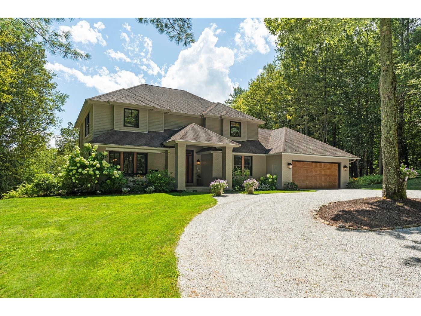 21 Pinnacle Point