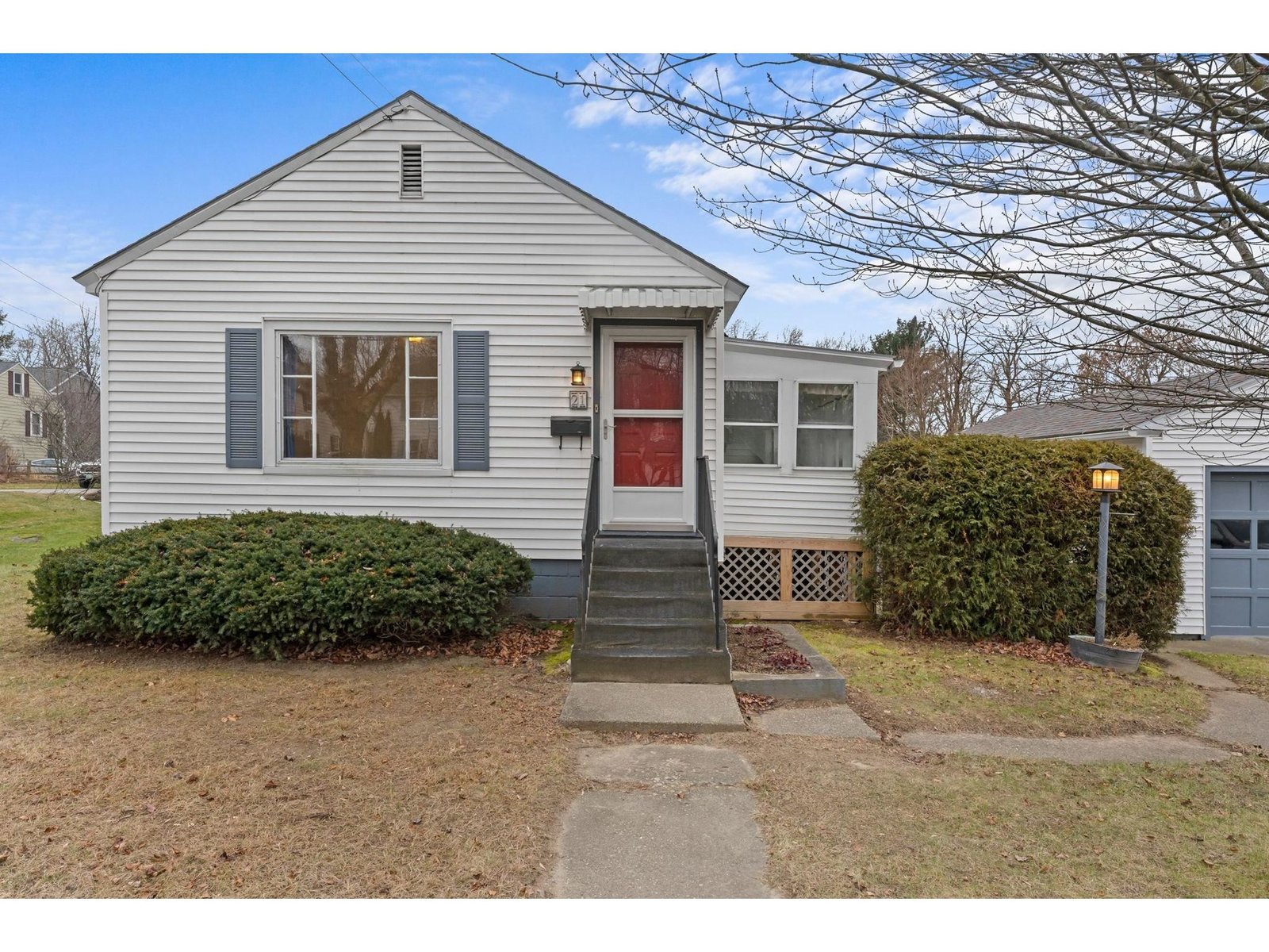 21 Proctor Avenue