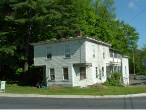 21 River Rd