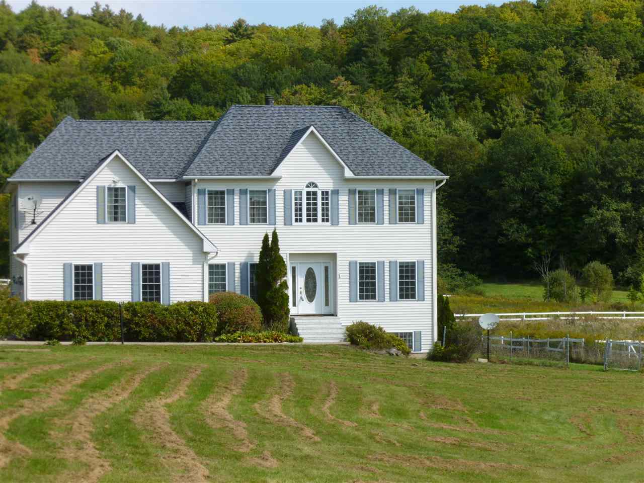 21 Tuckaway Pond Lane