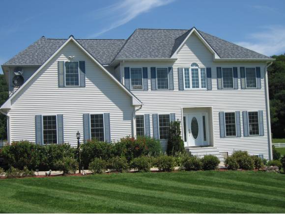 21 Tuckaway Pond Ln
