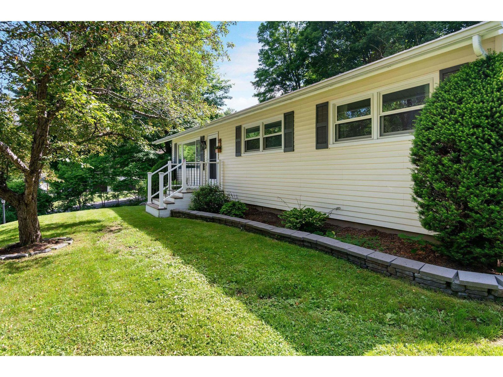 21 Woodland Drive