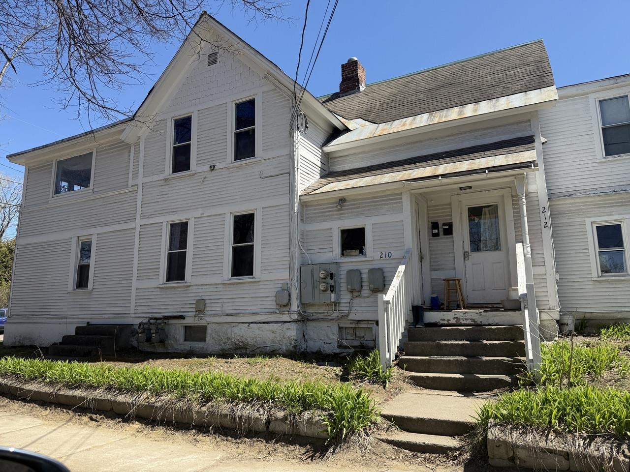 210-212 North Willard Street