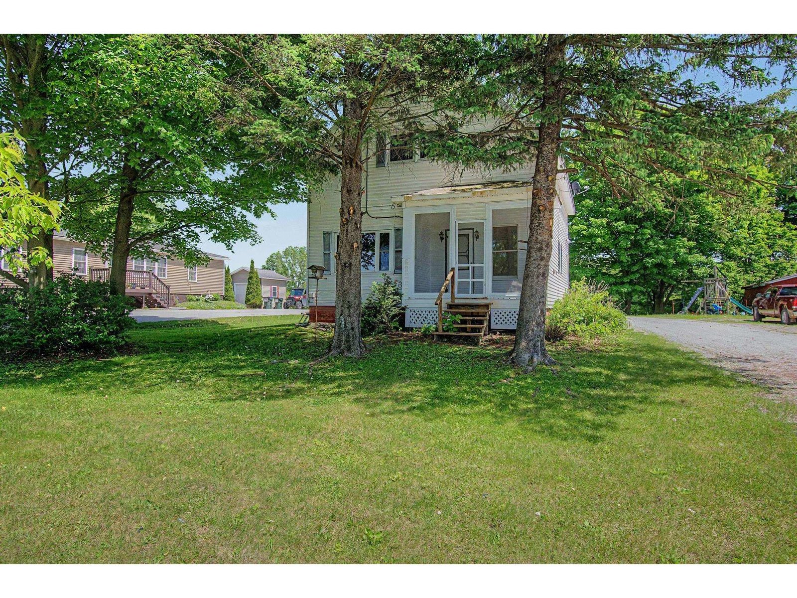 210 Boarding House Street