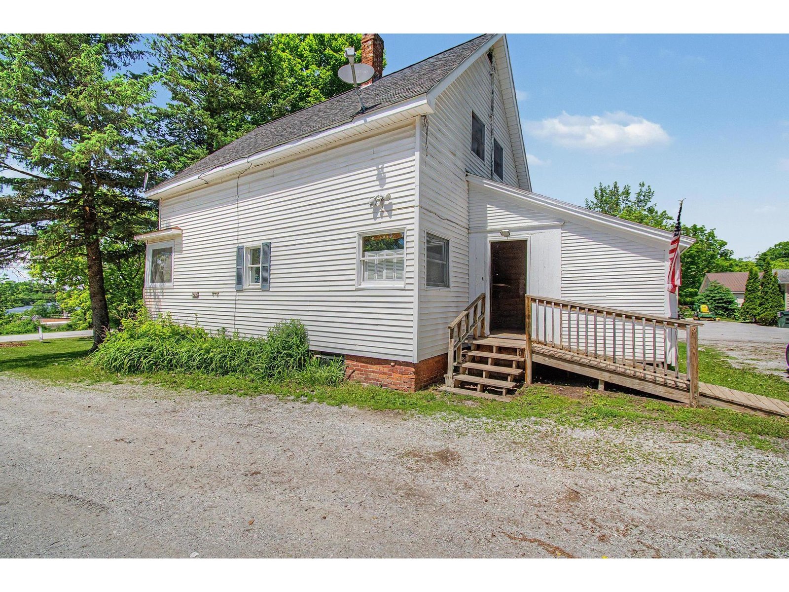 210 Boarding House Street