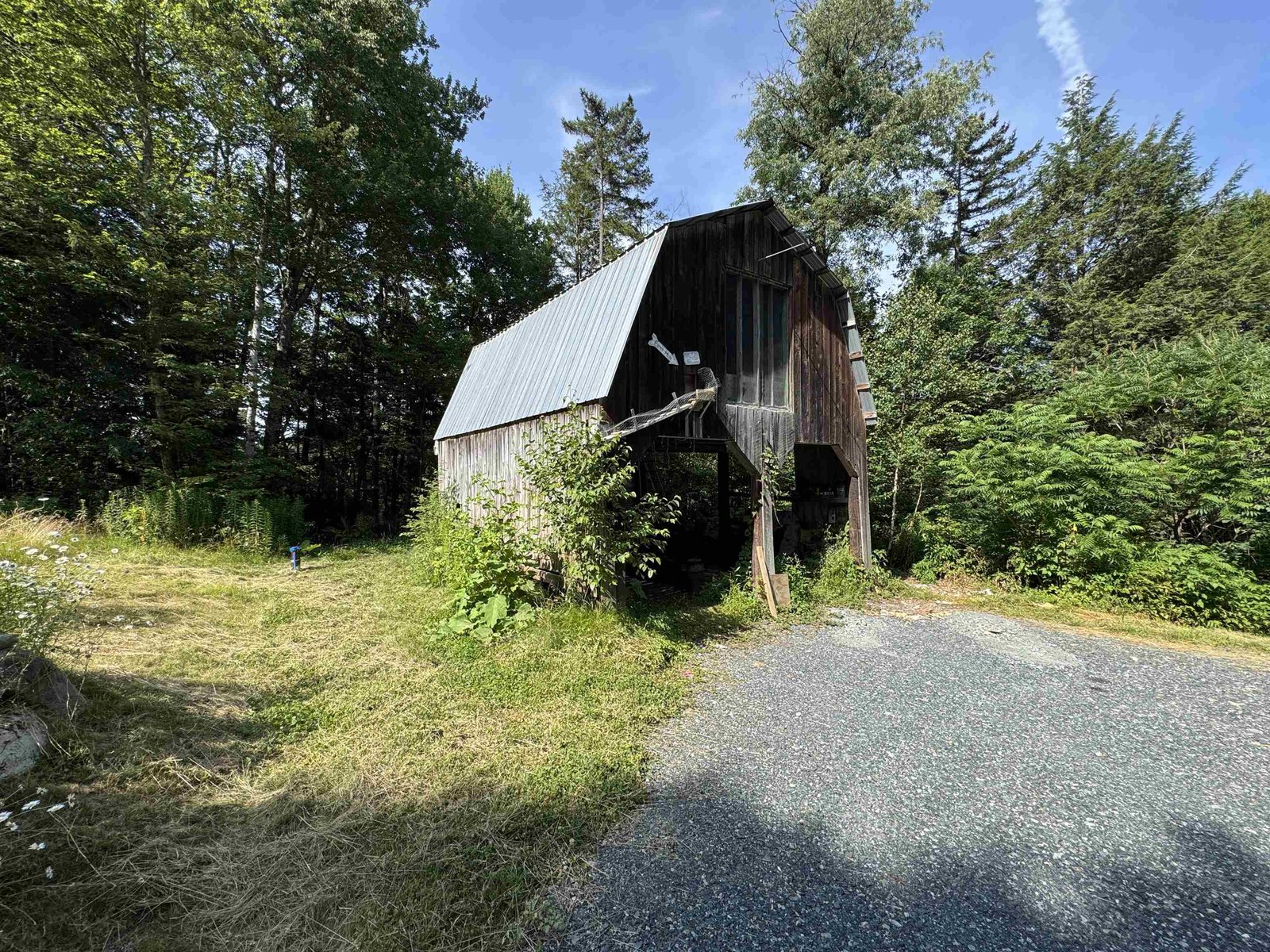 210 Dartt Hill Road