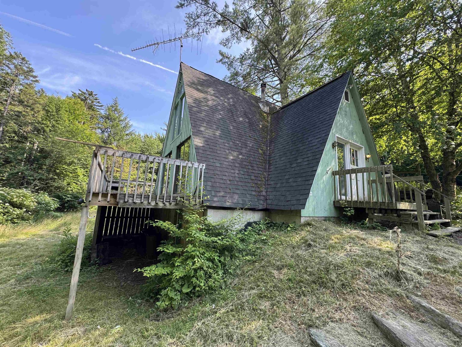 210 Dartt Hill Road