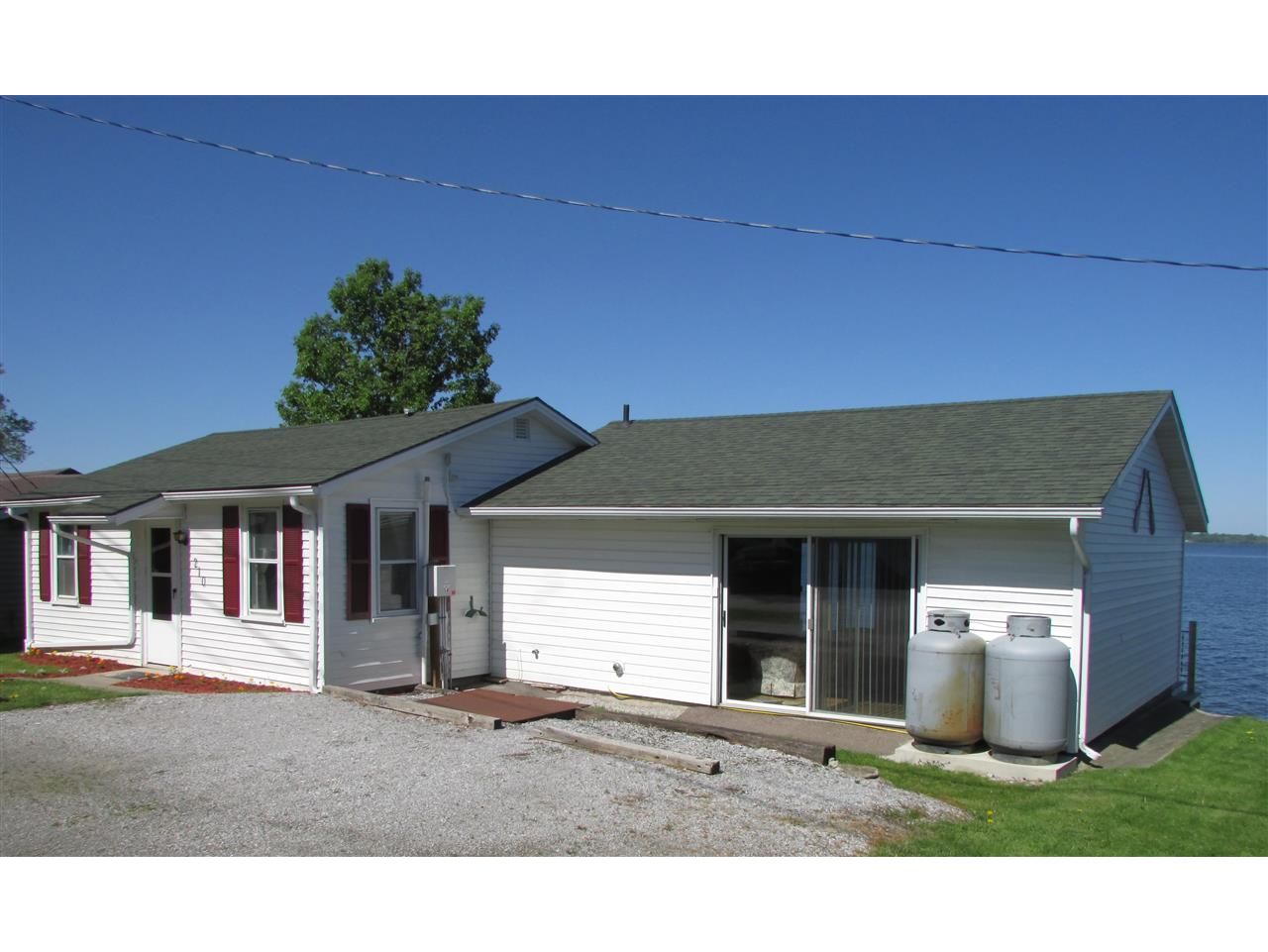 210 Lakewood Drive