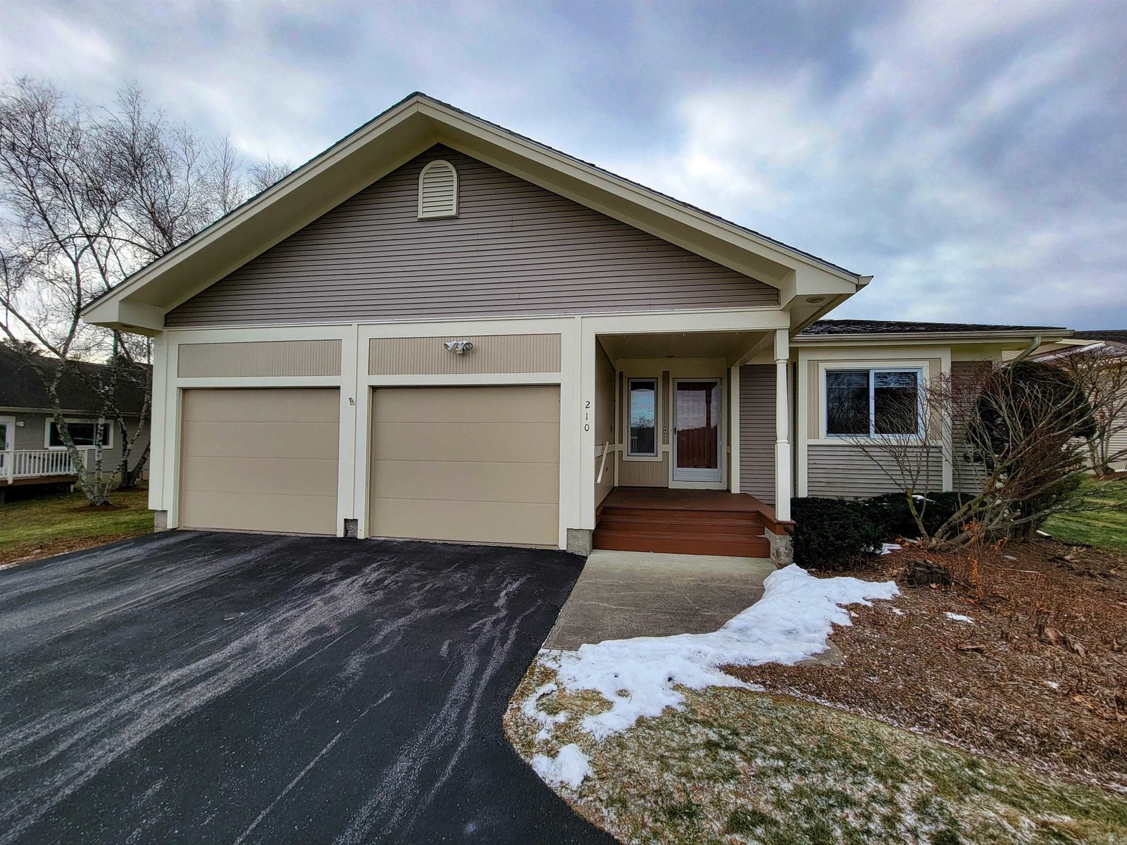 210 Meadowrun Road