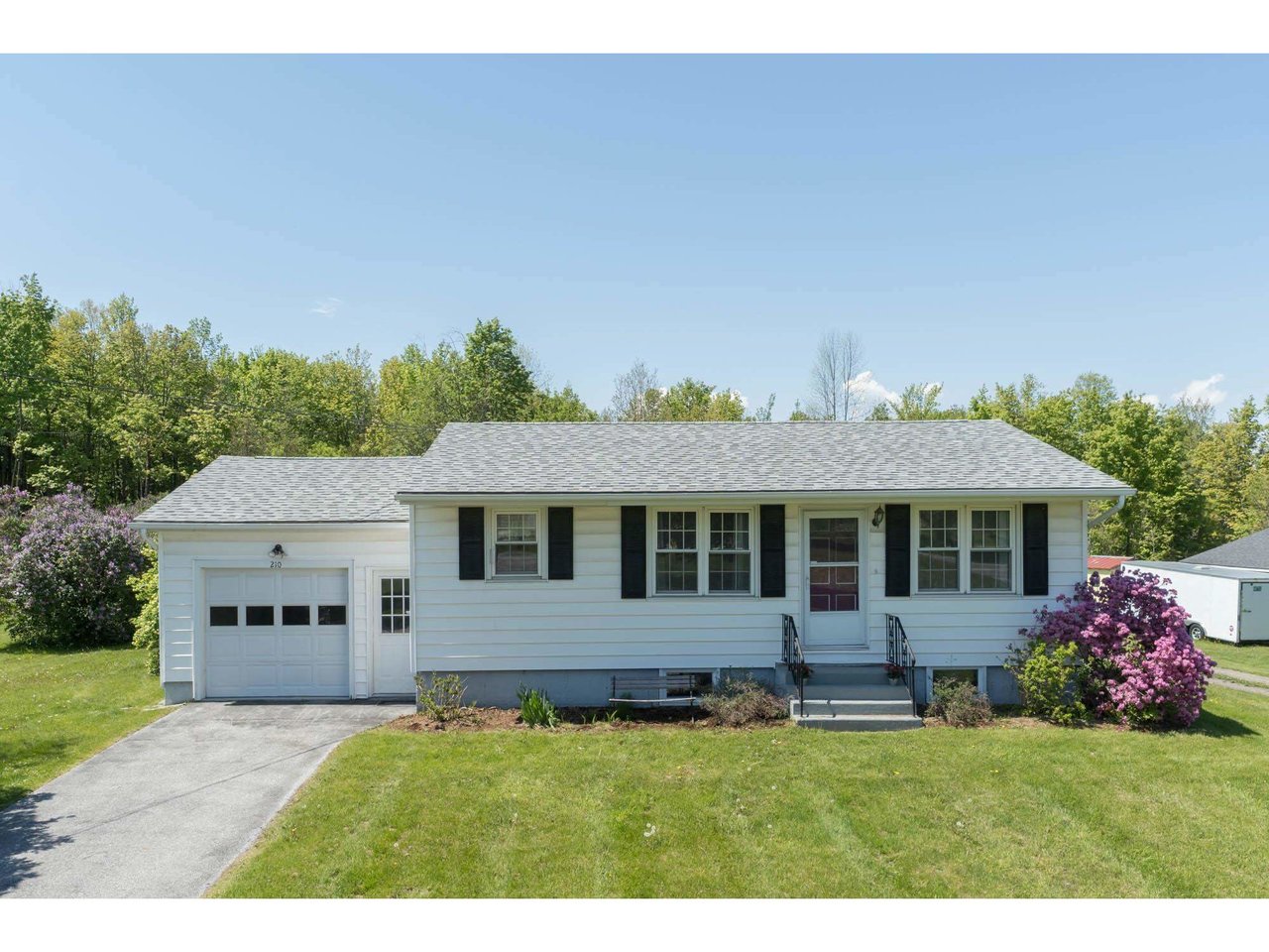 210 Saint Albans Road