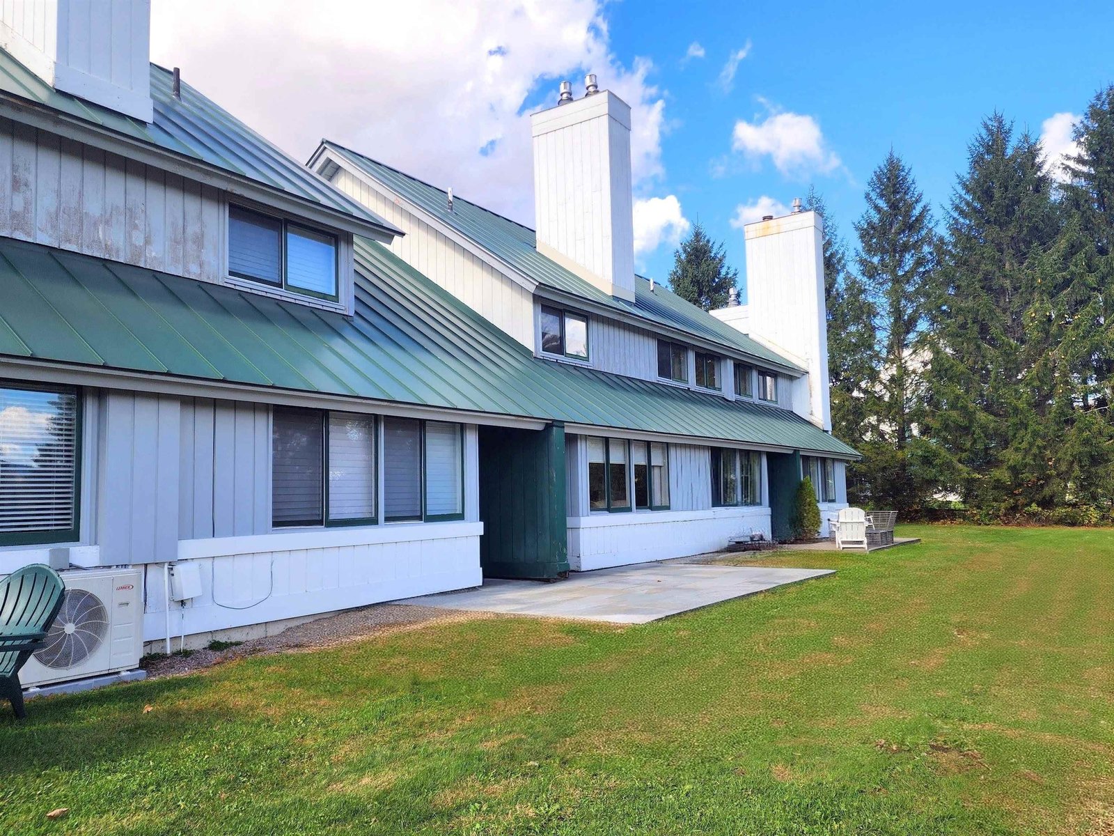 210 Village Green Drive, Unit 9D